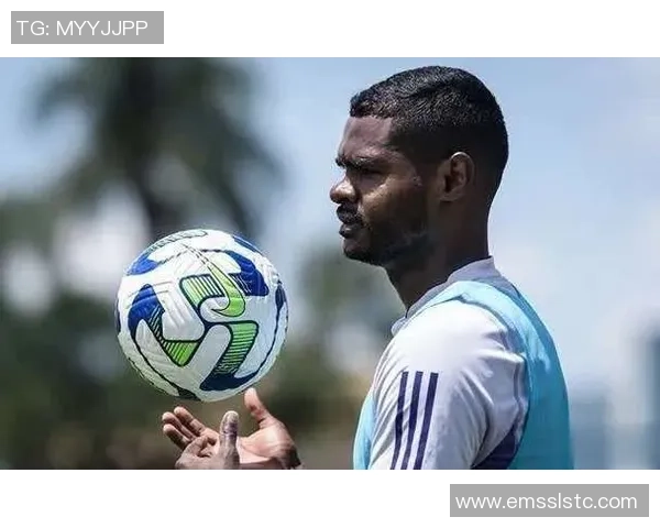 克鲁塞罗与拉腊的精彩对决揭示巴西足球的魅力与激情