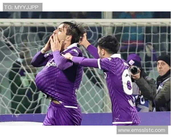 佛罗伦萨迎战史帕尔期待精彩对决分析两队近期状态与战术布局 佛罗伦萨迎战史帕尔期待精彩对决分析两队近期状态与战术布局