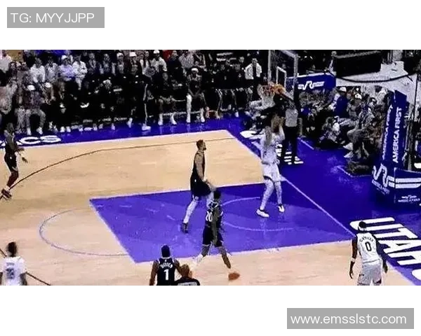 快船与勇士激战回顾12月24日精彩比赛录像全景解析 快船与勇士激战回顾12月24日精彩比赛录像全景解析