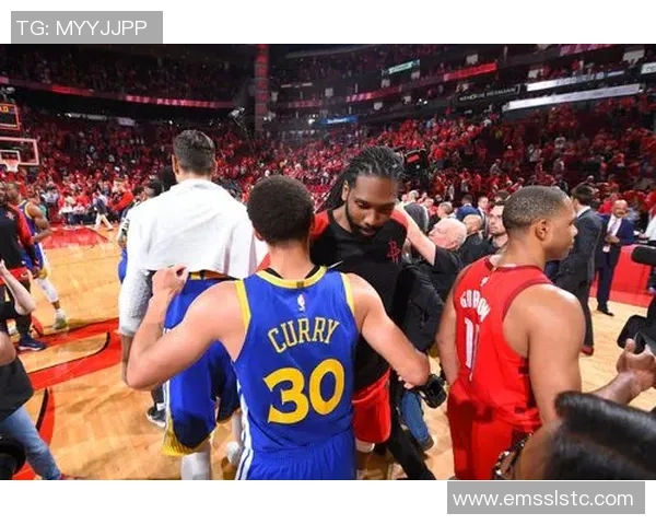 火箭队与猛龙激战正酣球迷期待精彩对决与惊喜时刻