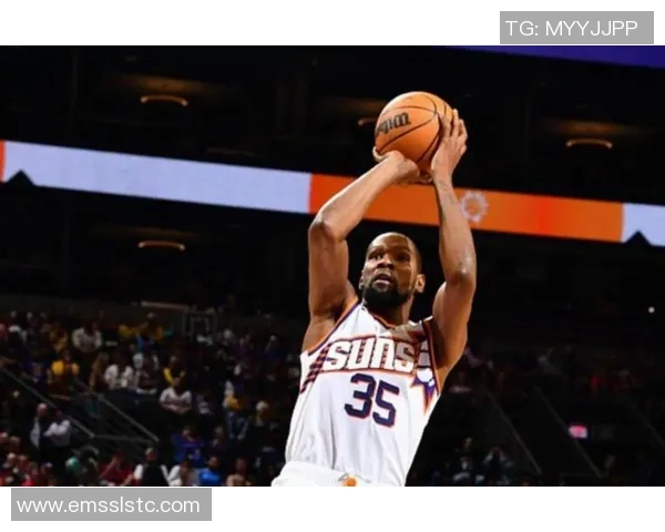 雷霆与火箭季后赛对决结果揭晓球迷热议比赛精彩瞬间